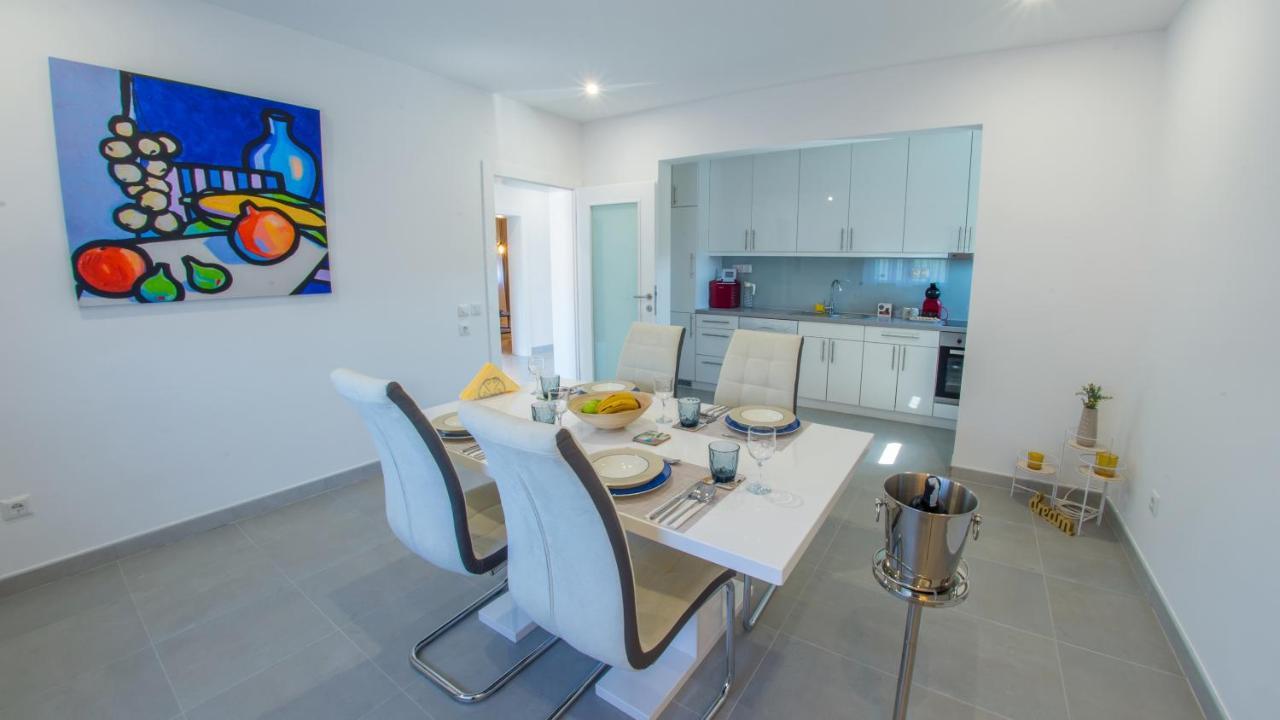 Villa Carpe Diem - With Private Pool Mostar Exterior photo