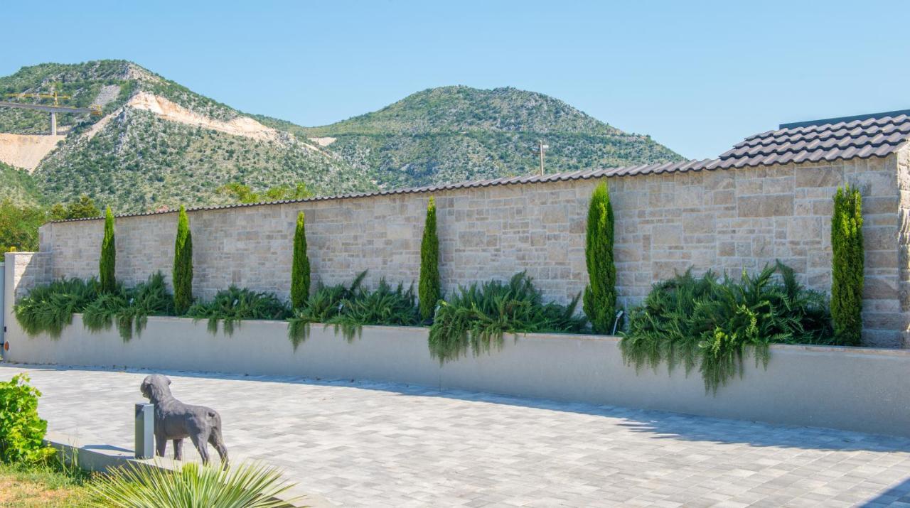 Villa Carpe Diem - With Private Pool Mostar Exterior photo